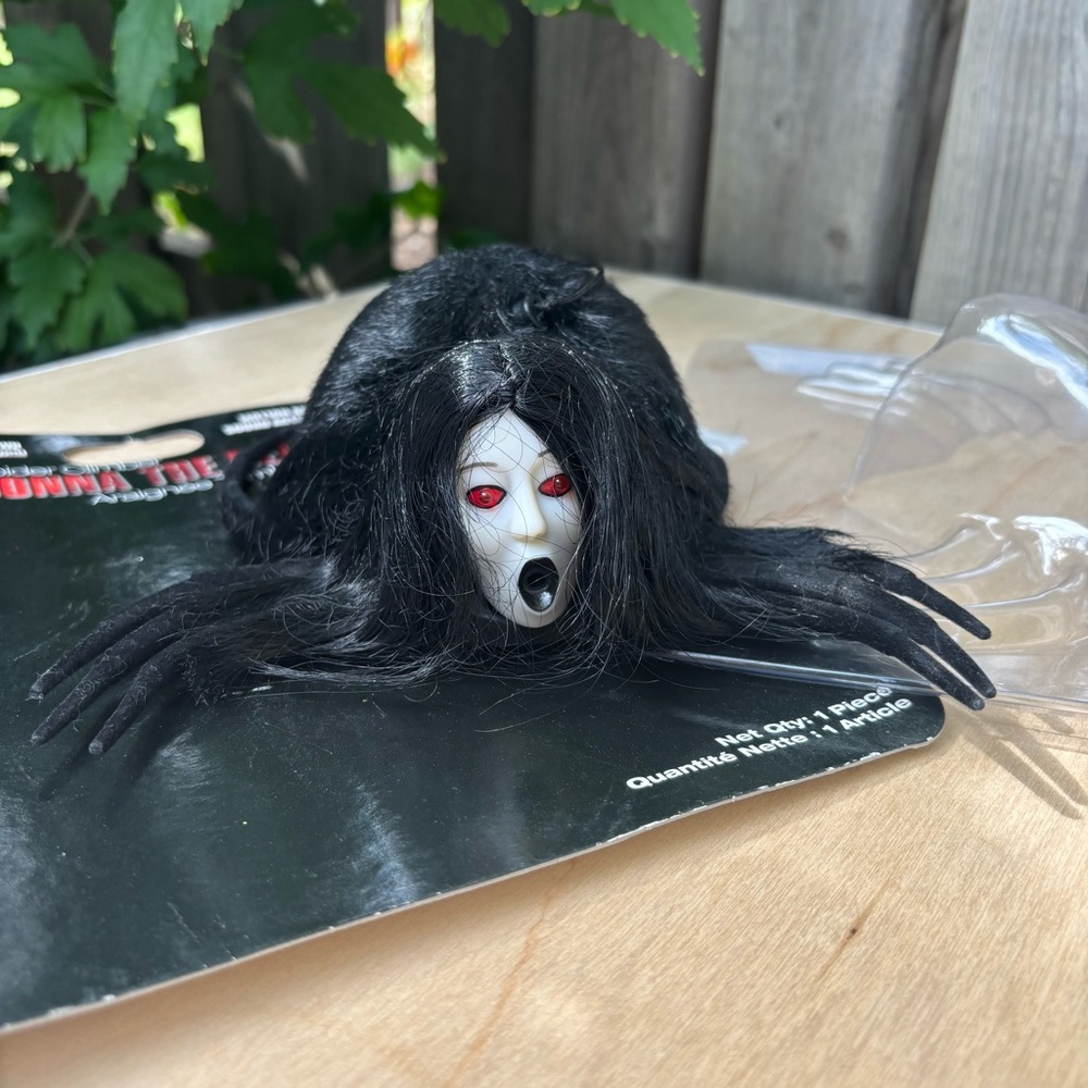 Rare Gemmy Halloween 2007 Donna The Dead Dropping Spider Rare - Tested Works